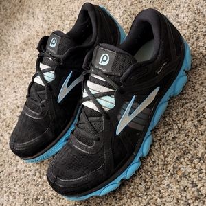 Brooks Pure Flow - Size 10